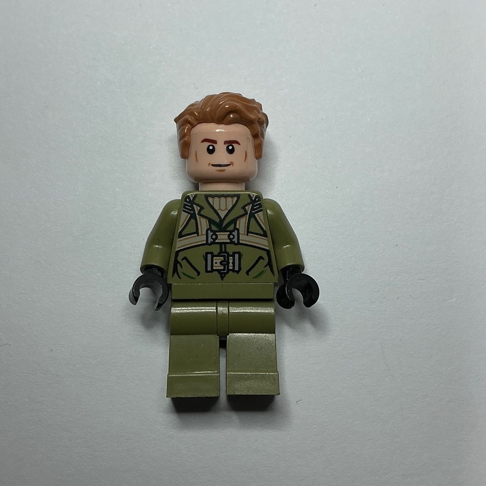 Steve Rogers Minifigure ~ Marvel Super Heroes